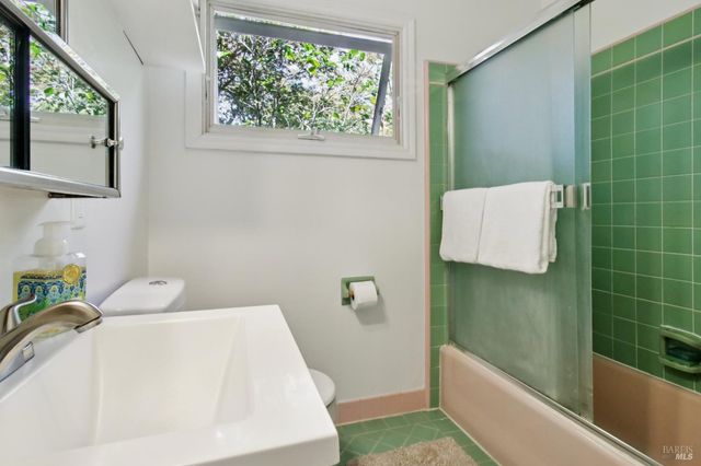 $940,000 | 754 Bradley Avenue, Novato, CA 94947