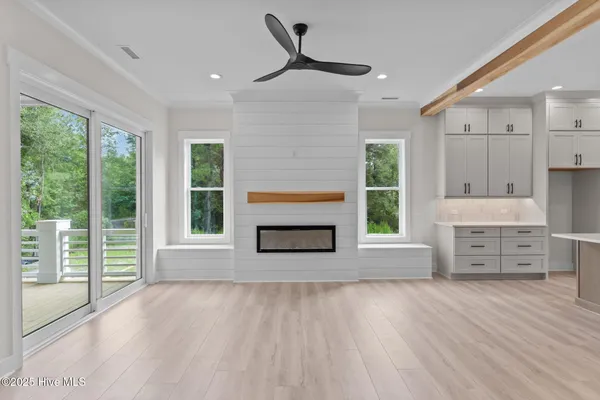 $1,150,000 | 633 Vale Drive, Wilmington, NC 28411