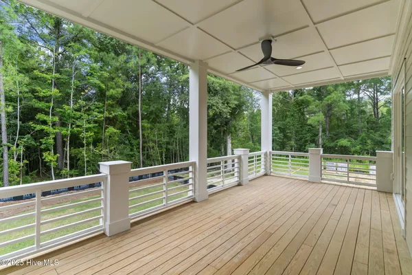 $1,150,000 | 633 Vale Drive, Wilmington, NC 28411