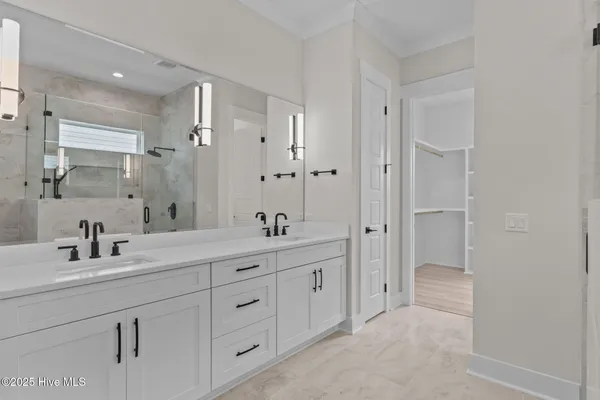 $1,150,000 | 633 Vale Drive, Wilmington, NC 28411