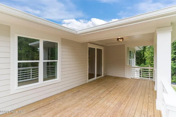 $1,150,000 | 633 Vale Drive, Wilmington, NC 28411