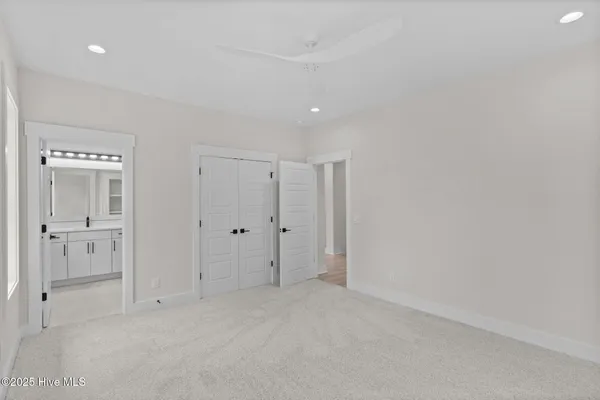 $1,150,000 | 633 Vale Drive, Wilmington, NC 28411