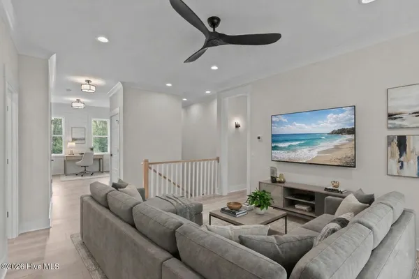 $1,150,000 | 633 Vale Drive, Wilmington, NC 28411