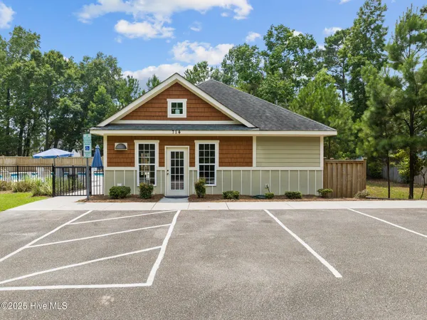 $1,150,000 | 633 Vale Drive, Wilmington, NC 28411