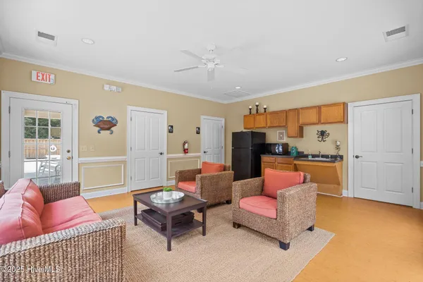 $1,150,000 | 633 Vale Drive, Wilmington, NC 28411