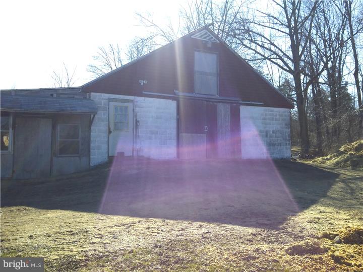 2327 Swinging Bridge Road Green Lane, PA 18054 - Photo 17 of 20 Gallery Image 17