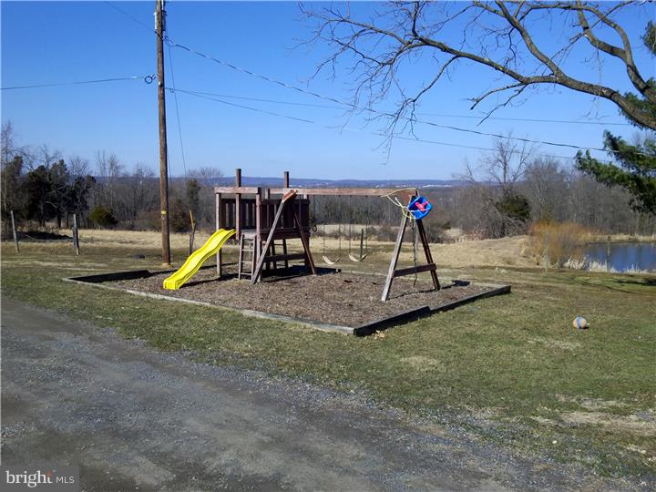 2327 Swinging Bridge Road Green Lane, PA 18054 - Photo 18 of 20 Gallery Image 18