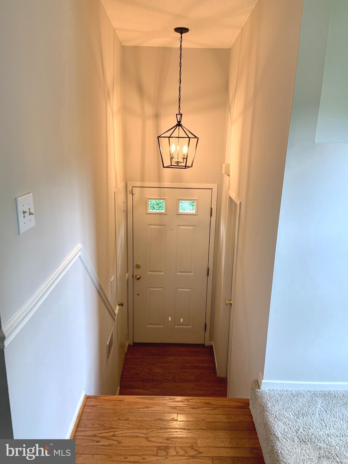 2438 Ridgehampton Court Reston, VA 20191 - Photo 15 of 47 Foyer