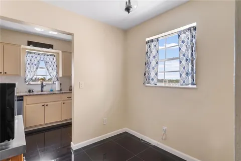 $215,000 | 2333 Indian River Boulevard, Unit 401, Vero Beach, FL 32960