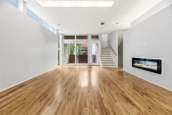 $415,000 | 1107 West 17th Street, Houston, TX 77008