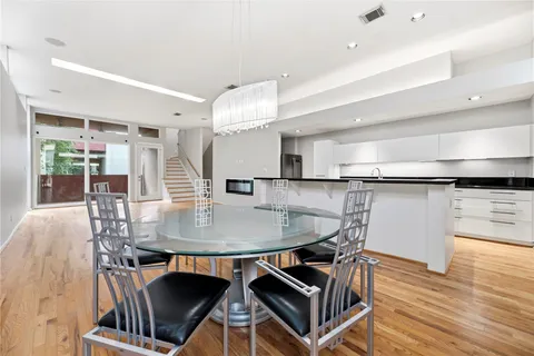 $415,000 | 1107 West 17th Street, Houston, TX 77008