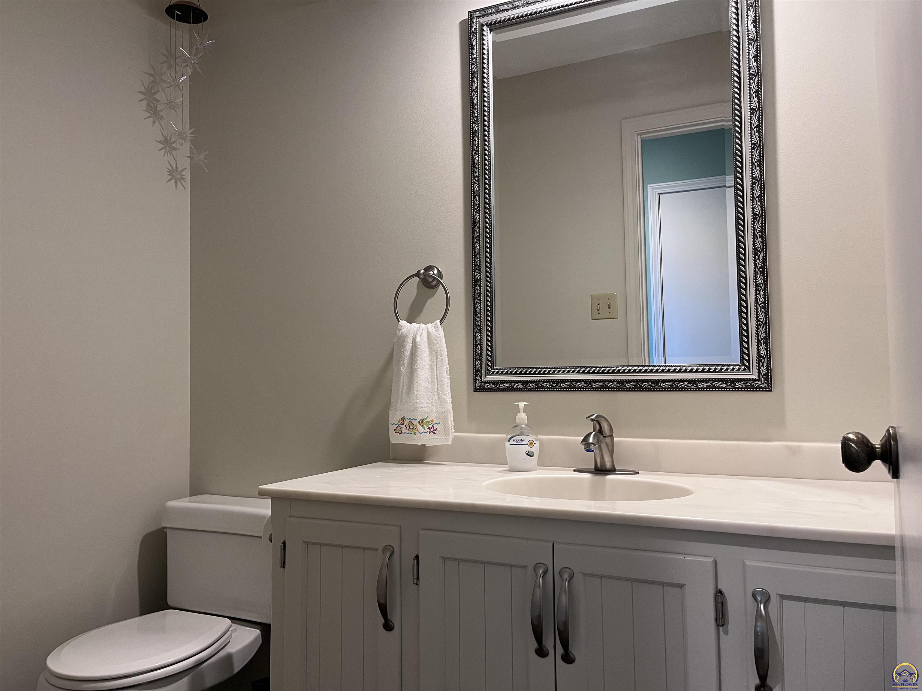 36 Southwest Pepper Tree Lane Topeka, KS 66611 - Photo 22 of 42