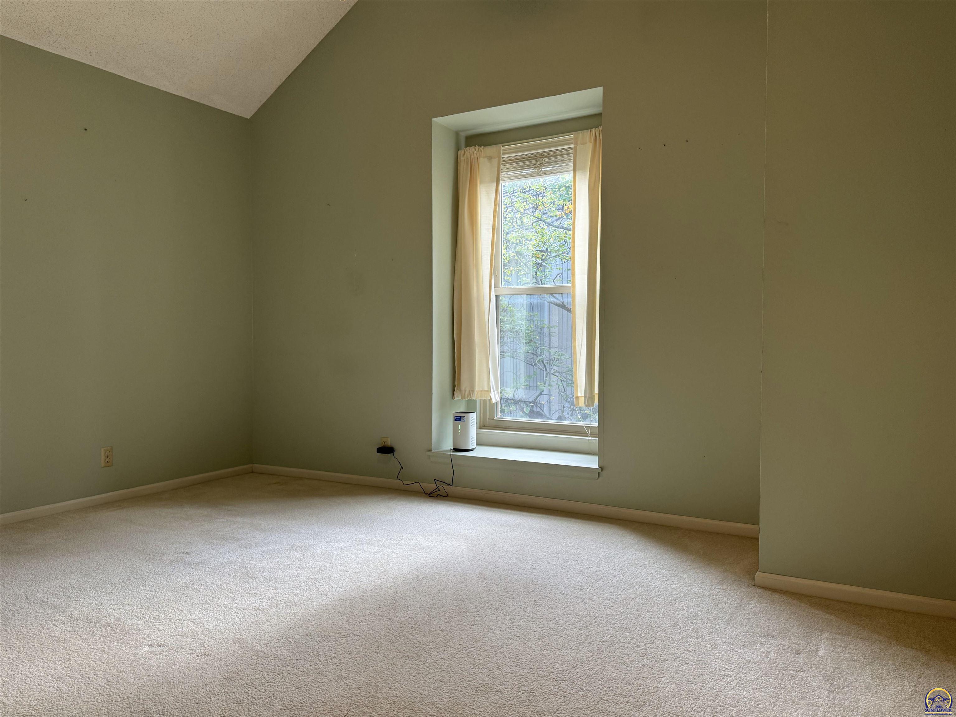 36 Southwest Pepper Tree Lane Topeka, KS 66611 - Photo 31 of 42