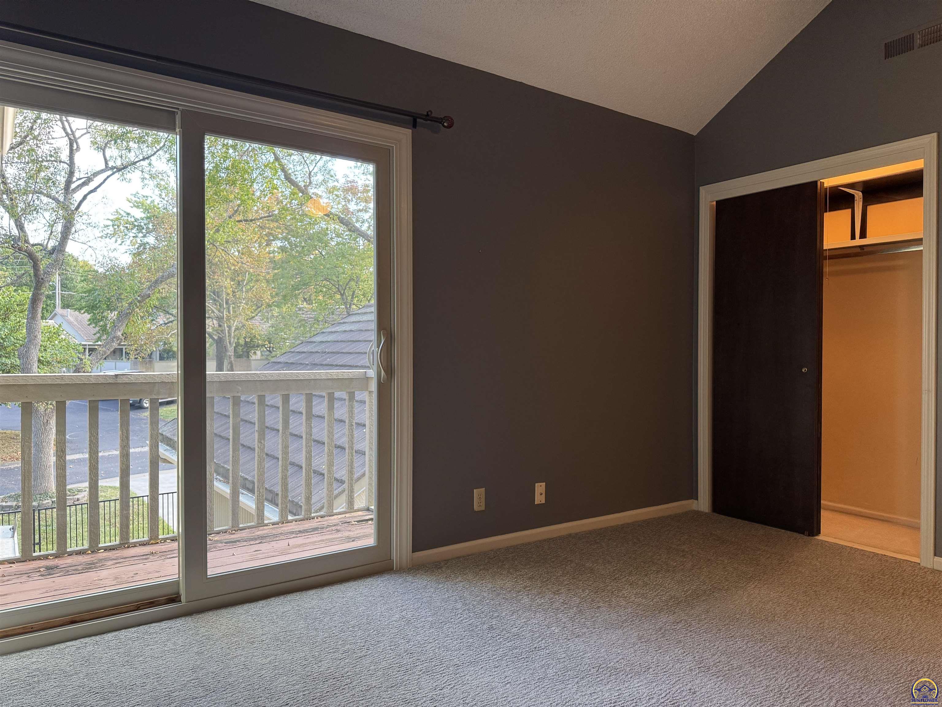 36 Southwest Pepper Tree Lane Topeka, KS 66611 - Photo 35 of 42