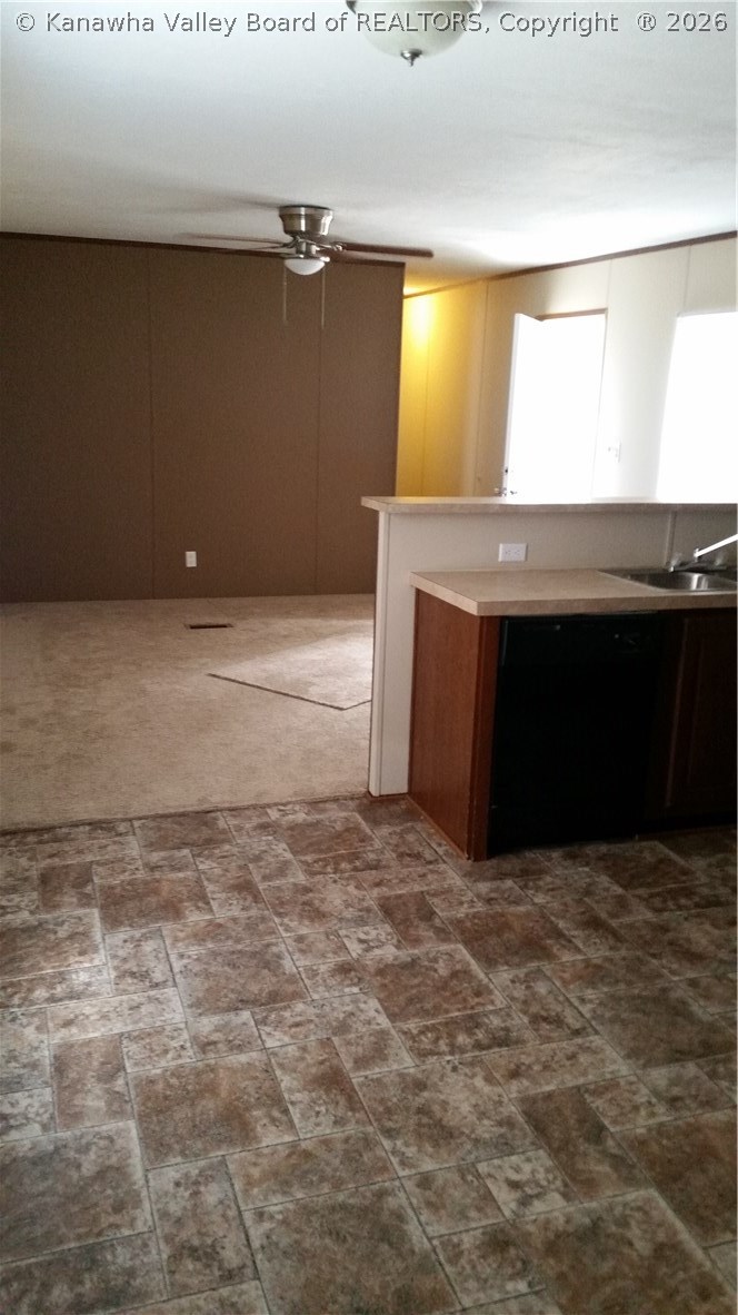 7040 Thomas Ridge Road Leon, WV 25123 - Photo 4 of 5 Gallery Image 4