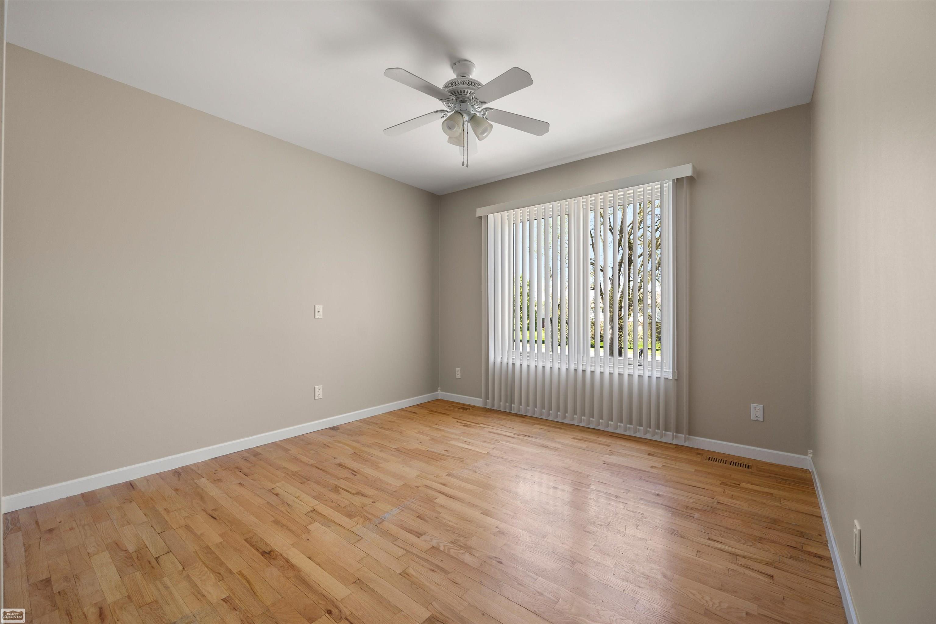 3129 Bendelow Road Rochester, MI 48307 - Photo 25 of 39