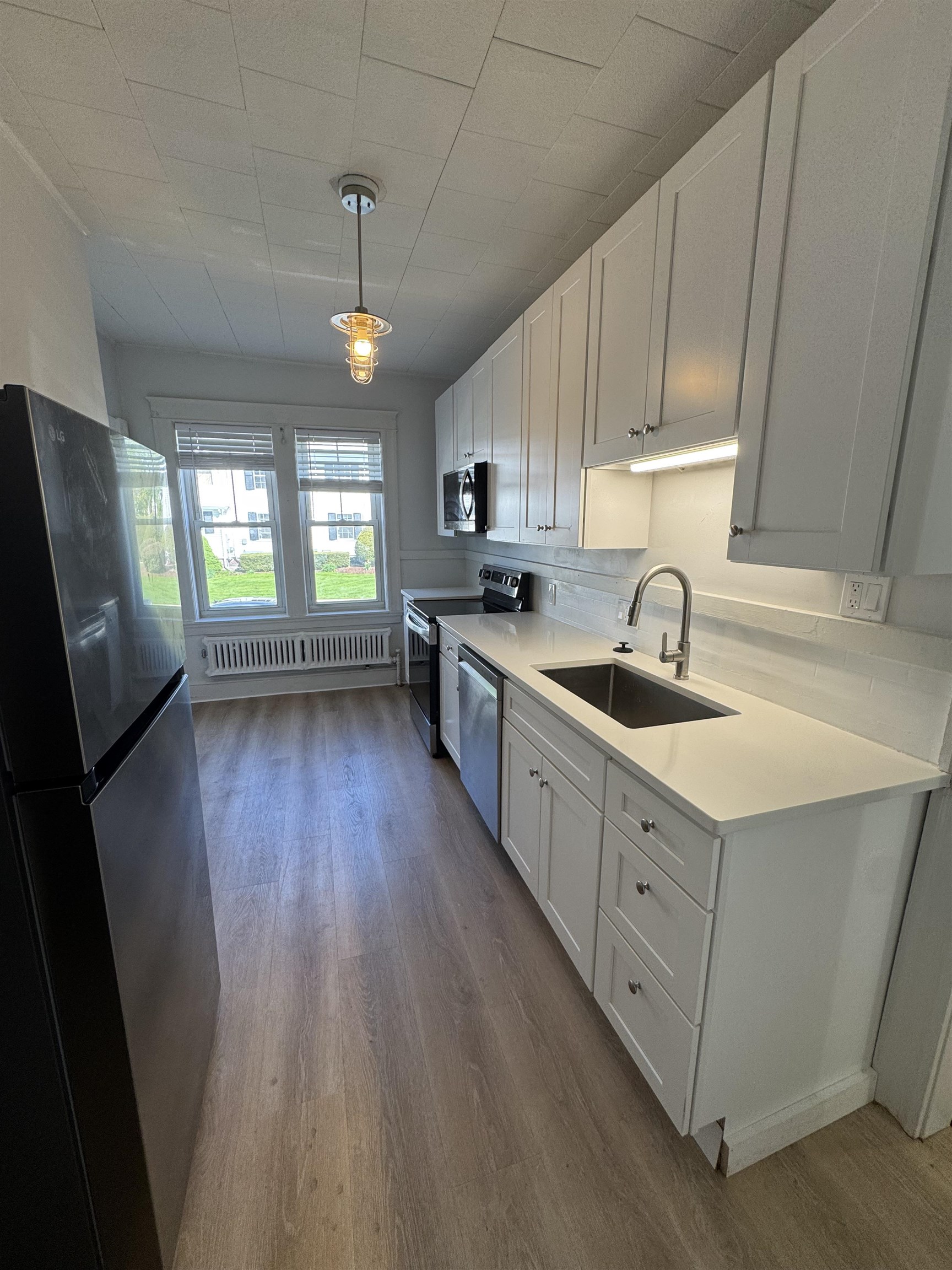 44 Court Street, Unit B Keene, NH 03431 - Photo 3 of 7
