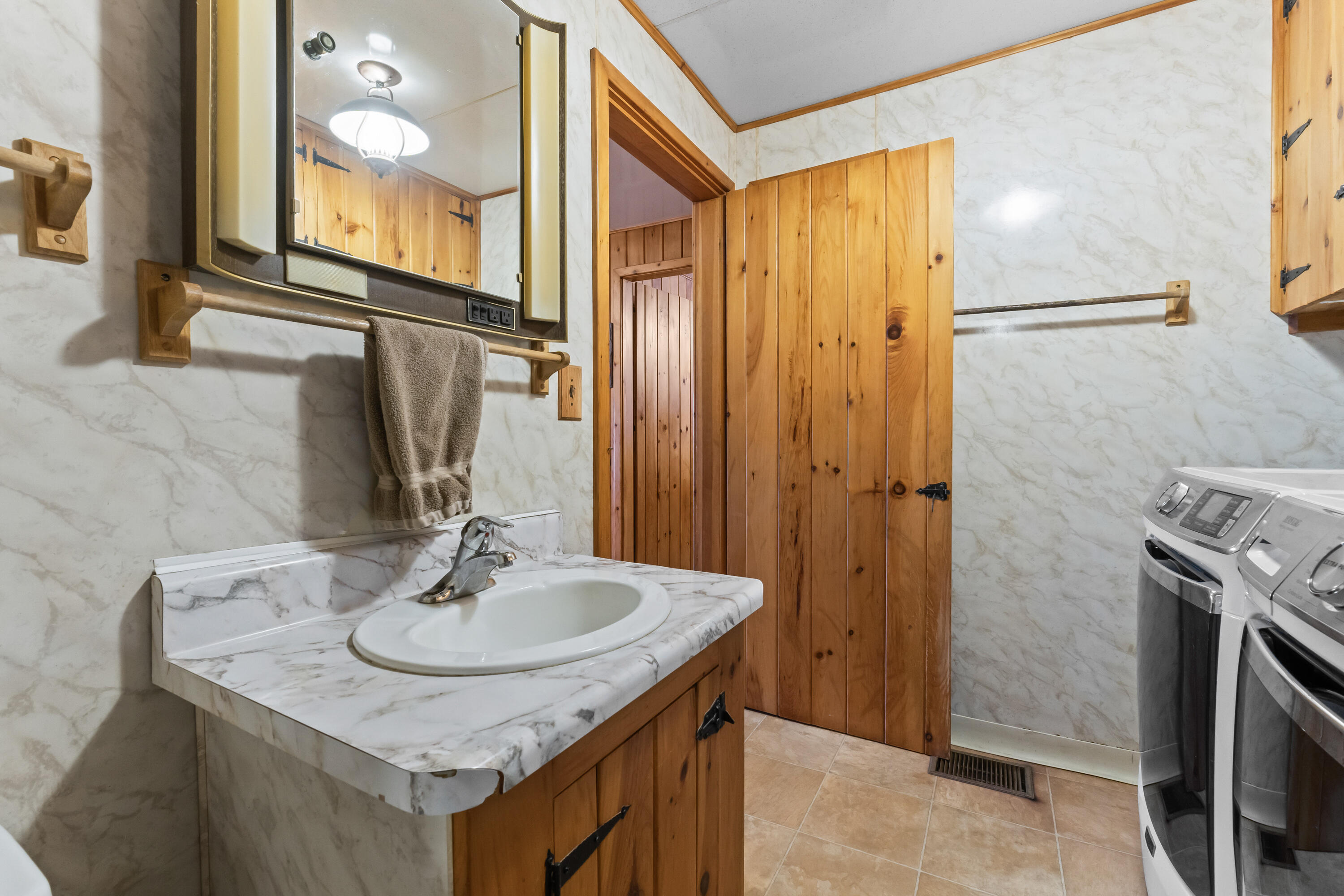 505 Eustis Ridge Road Eustis, ME 04936 - Photo 19 of 34 505 Eustis Ridge Rd_128