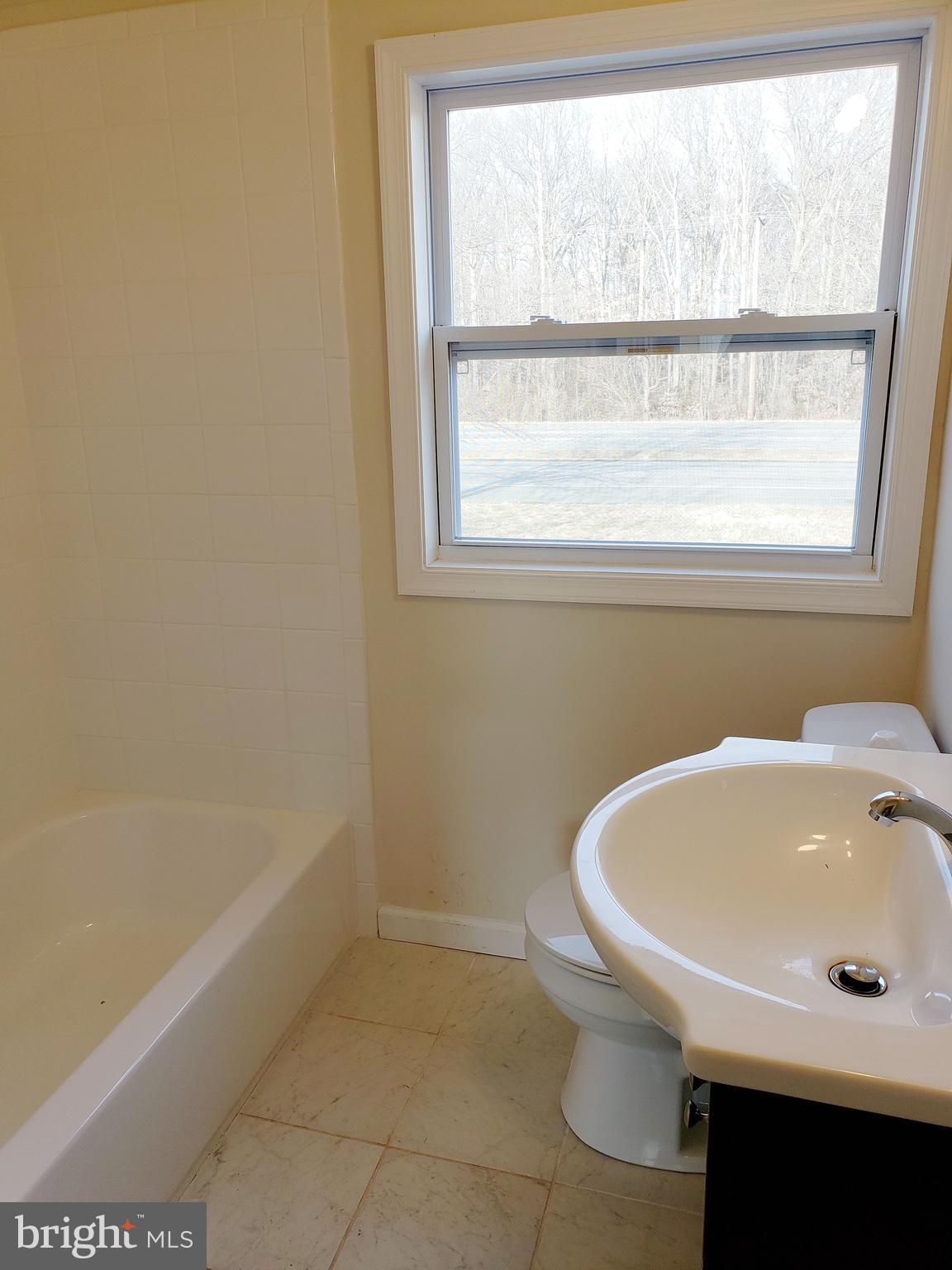 3003 Vulcan Road Baltimore, MD 21222 - Photo 11 of 19 Interior