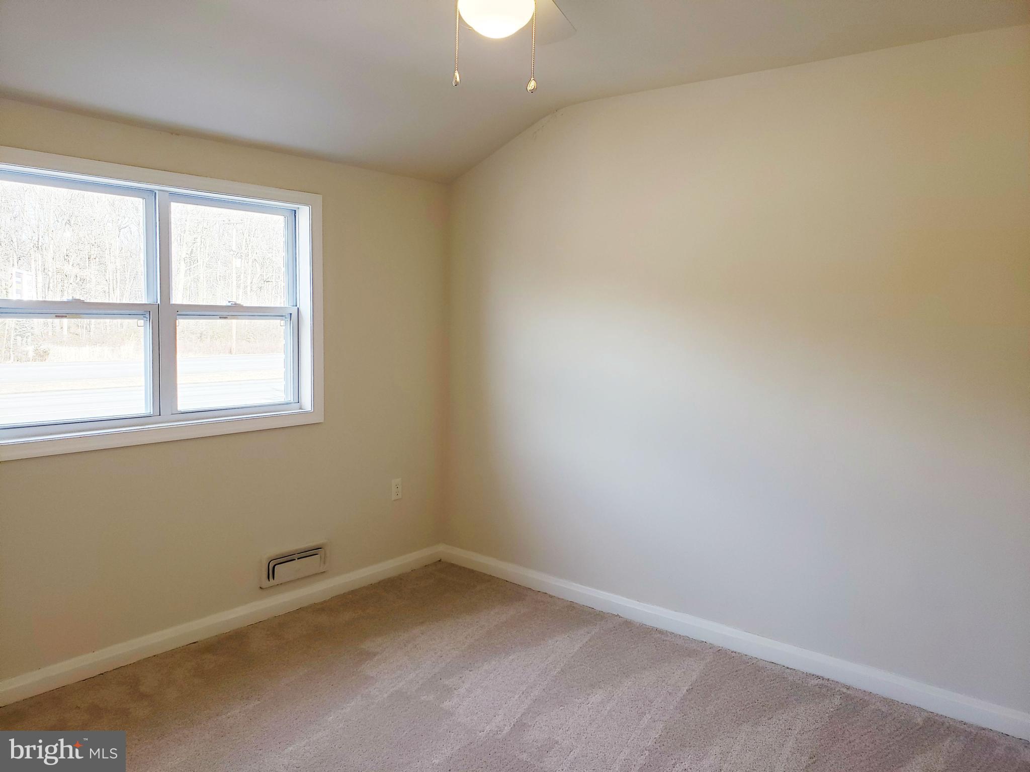 3003 Vulcan Road Baltimore, MD 21222 - Photo 9 of 19 Interior
