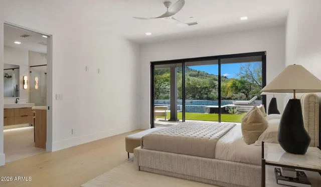 $5,000,000 | 9518 North 46th Street, Phoenix, AZ 85028