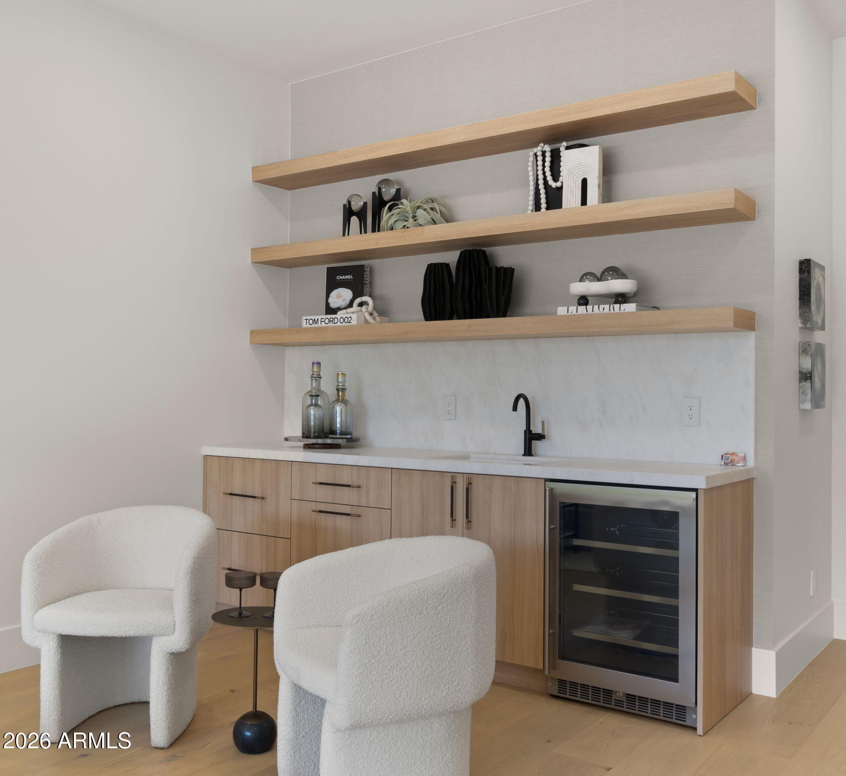 9518 North 46th Street Phoenix, AZ 85028 - Photo 34 of 72 89-web-or-mls-Guest EnSuite3