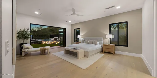 $5,000,000 | 9518 North 46th Street, Phoenix, AZ 85028