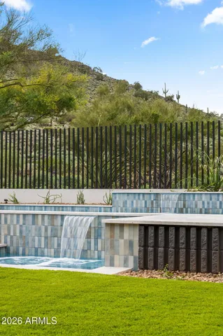 $5,000,000 | 9518 North 46th Street, Phoenix, AZ 85028