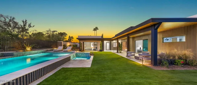 $5,000,000 | 9518 North 46th Street, Phoenix, AZ 85028