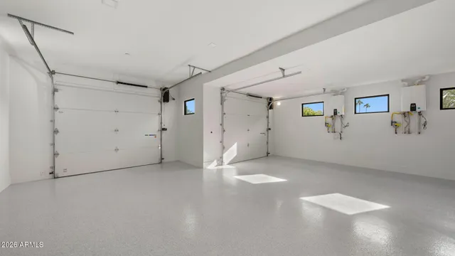 $5,000,000 | 9518 North 46th Street, Phoenix, AZ 85028