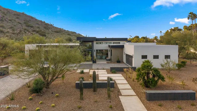 $5,000,000 | 9518 North 46th Street, Phoenix, AZ 85028