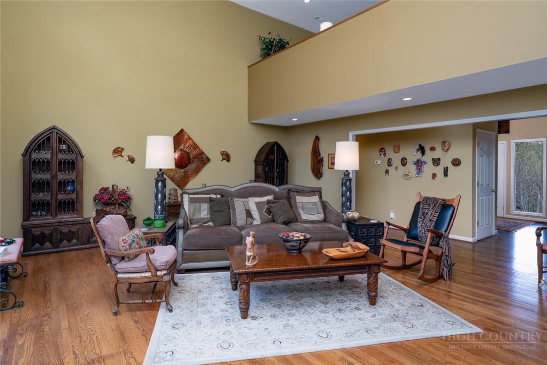 146 Highland Ridge Road Blowing Rock, NC 28605 - Photo 10 of 47 Gallery Image 10