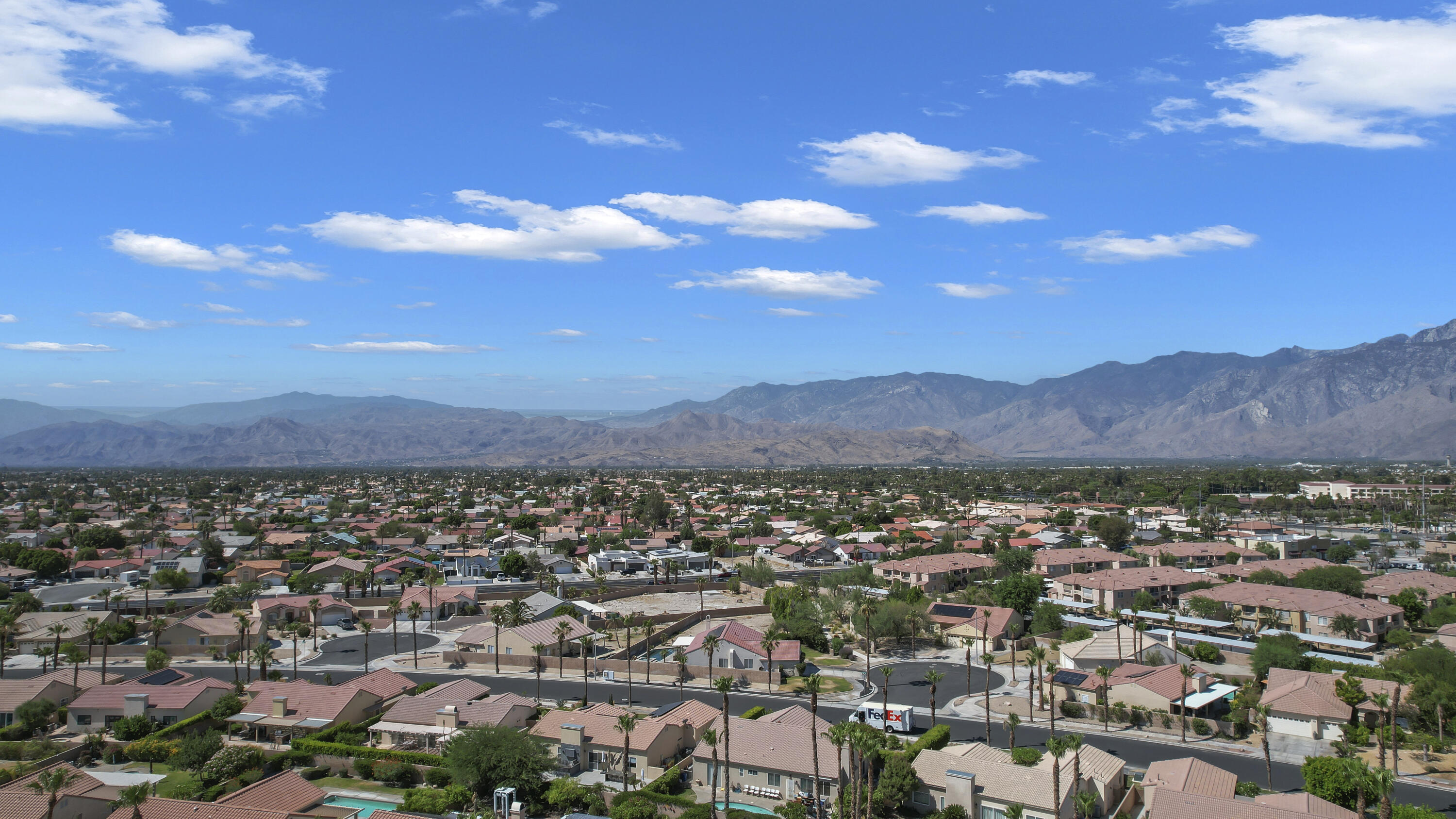 68256 Pasada Road Cathedral City, CA 92234 - Photo 33 of 35 a view of a city