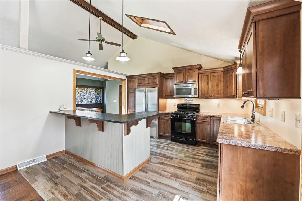 438 Leslie Road Valencia, PA 16059 - Photo 12 of 50