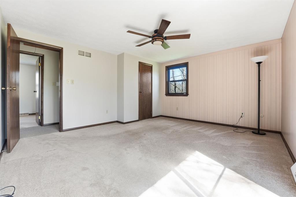 438 Leslie Road Valencia, PA 16059 - Photo 18 of 50