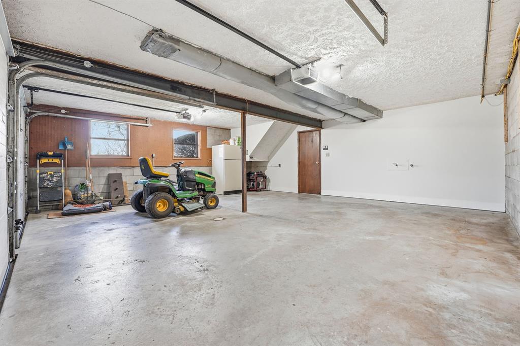 438 Leslie Road Valencia, PA 16059 - Photo 31 of 50