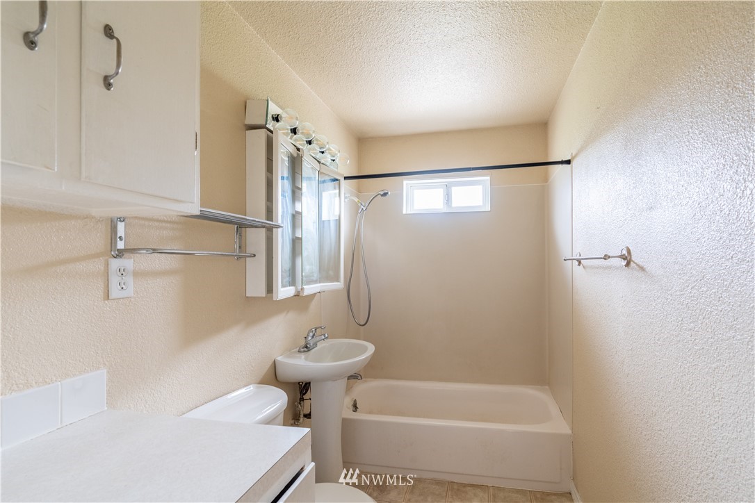 2822 Hefner Avenue Bremerton, WA 98310 - Photo 14 of 35 Gallery Image 14