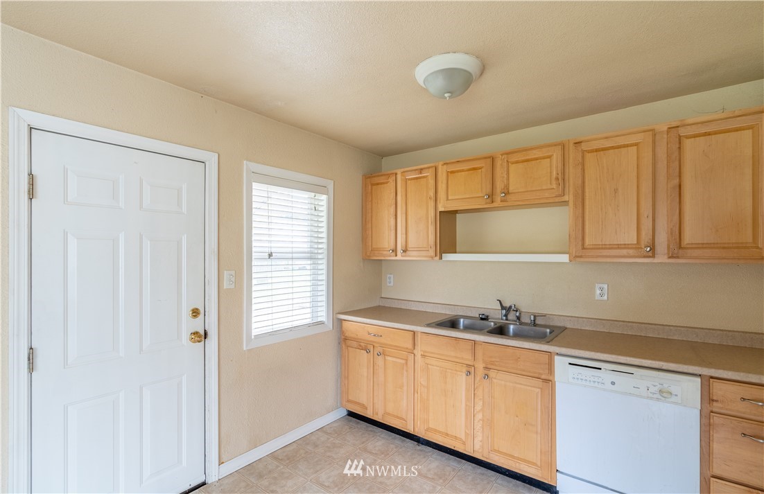 2822 Hefner Avenue Bremerton, WA 98310 - Photo 10 of 35 Gallery Image 10