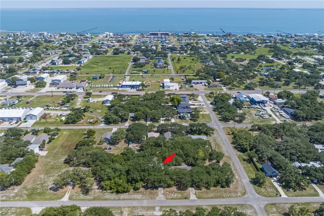 $200,000 | 518 South Verne Street, Rockport, TX 78382