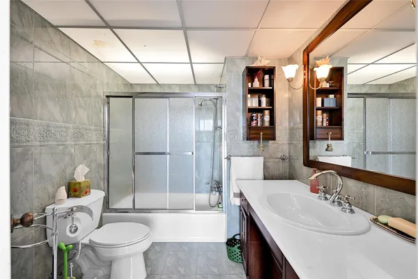 $530,000 | 2841 North Ocean Boulevard, Unit 1809, Fort Lauderdale, FL 33308