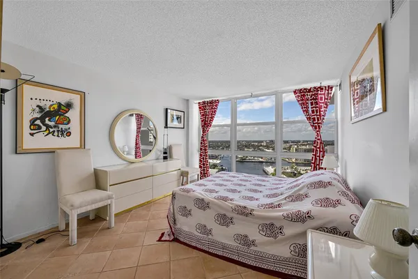 $530,000 | 2841 North Ocean Boulevard, Unit 1809, Fort Lauderdale, FL 33308