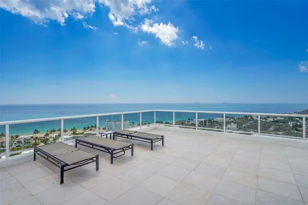 $530,000 | 2841 North Ocean Boulevard, Unit 1809, Fort Lauderdale, FL 33308
