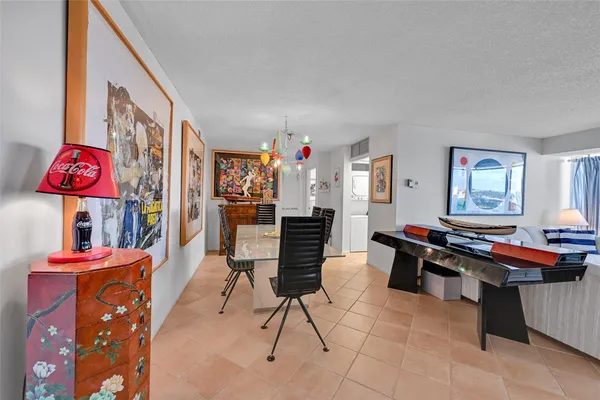 $530,000 | 2841 North Ocean Boulevard, Unit 1809, Fort Lauderdale, FL 33308