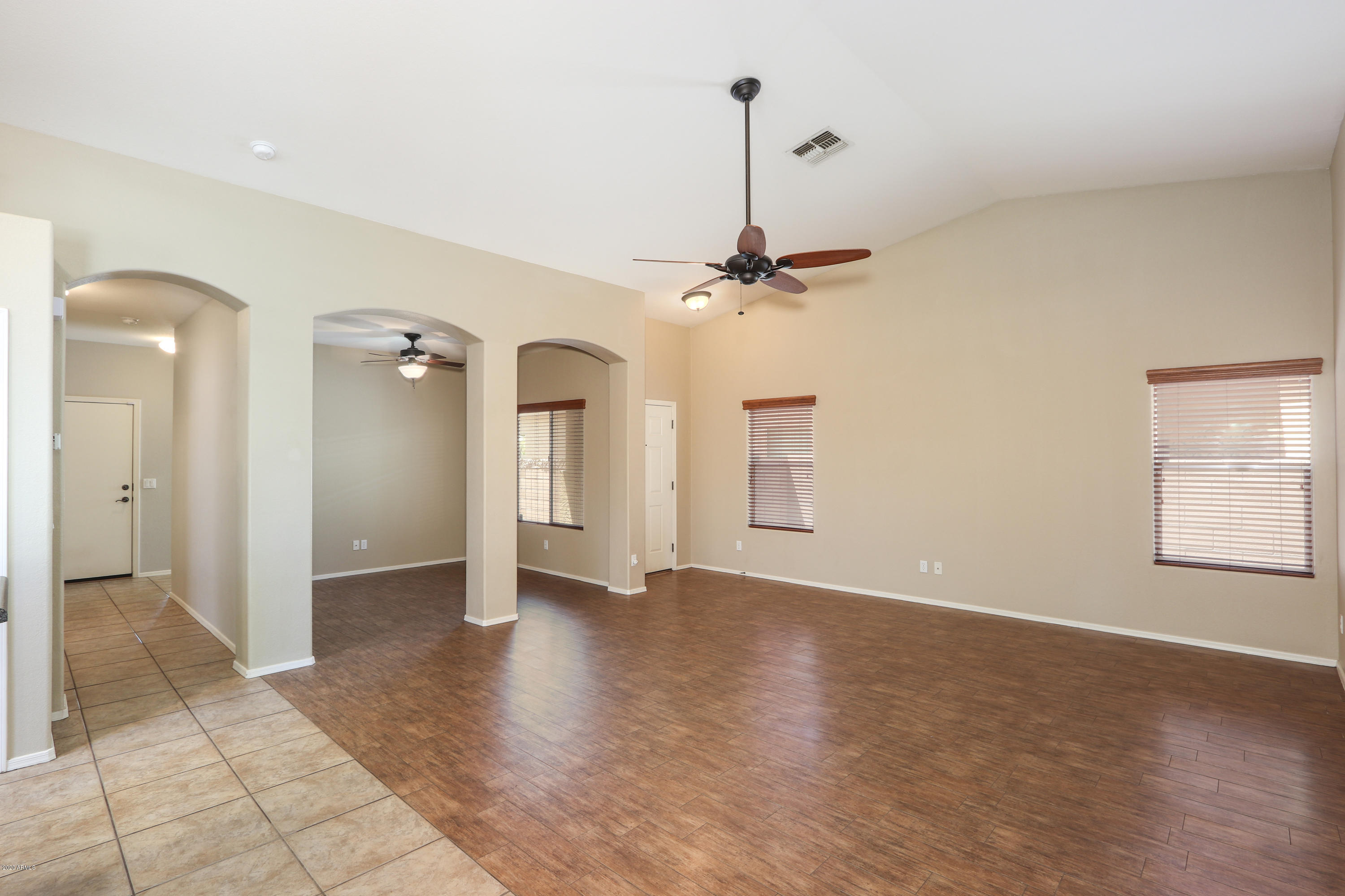 44320 Rhinestone Road Maricopa, AZ 85139 - Photo 5 of 26 06