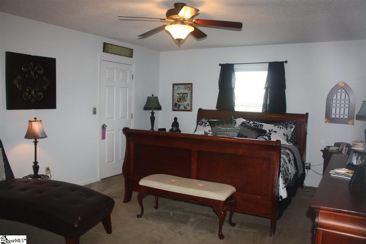 403 Wildmarsh Road Piedmont, SC 29673 - Photo 11 of 21 17x19