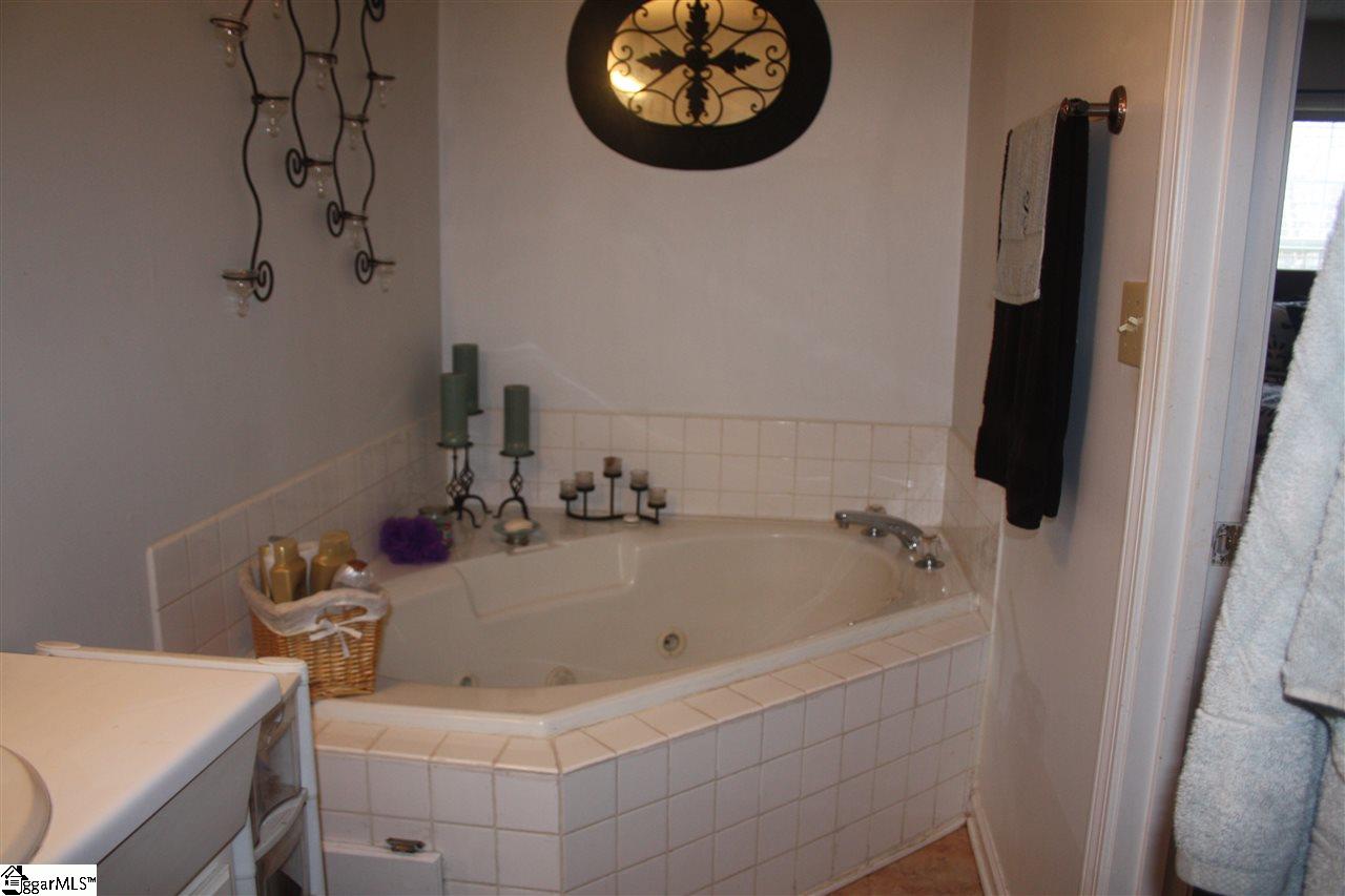 403 Wildmarsh Road Piedmont, SC 29673 - Photo 14 of 21 Gallery Image 14