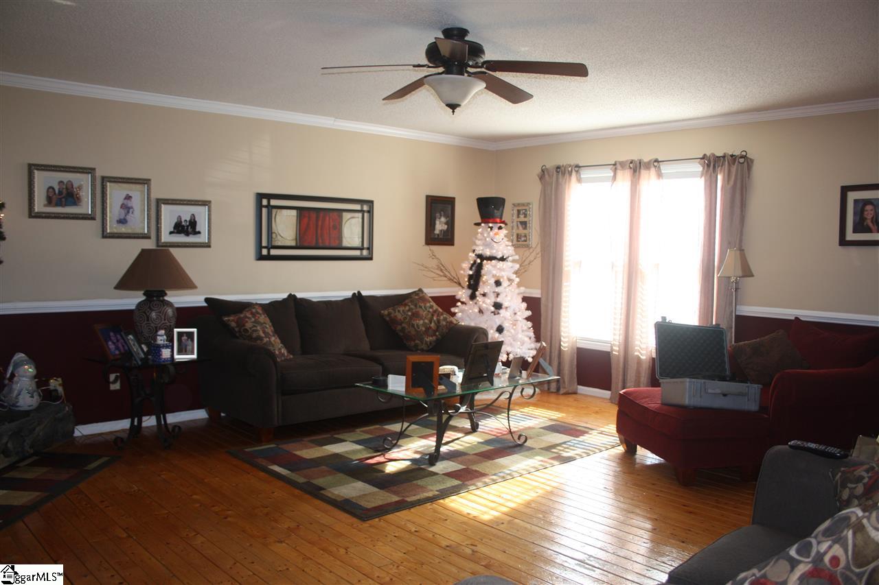 403 Wildmarsh Road Piedmont, SC 29673 - Photo 4 of 21 Gallery Image 4