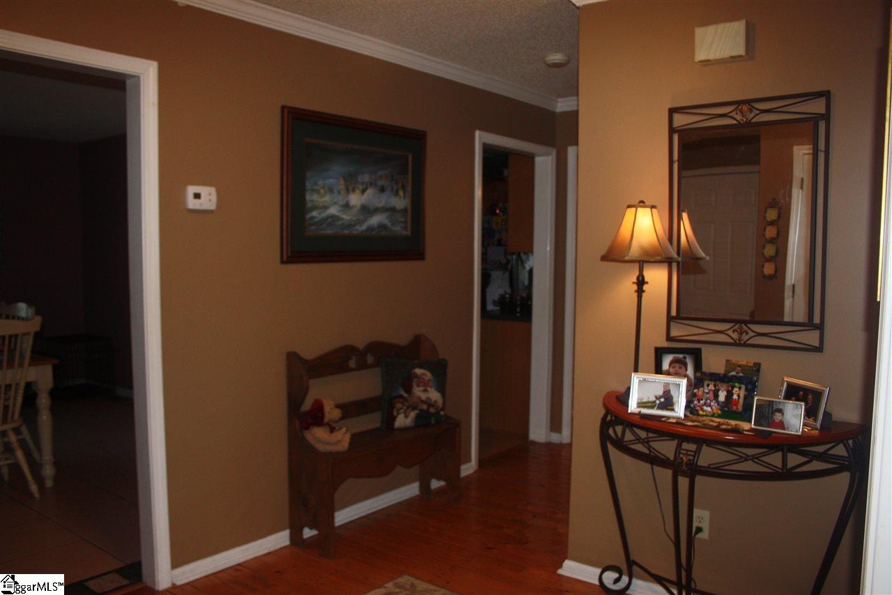 403 Wildmarsh Road Piedmont, SC 29673 - Photo 9 of 21 Gallery Image 9