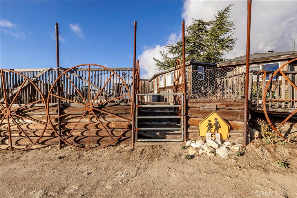 2505 Smith Road Bradley, CA 93426 - Photo 31 of 72 a view of stairs