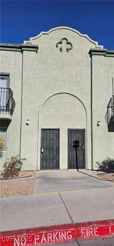 $165,000 | 7090 Burcot Avenue, Unit B32, Las Vegas, NV 89156